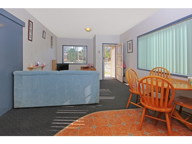 22 Dolphin Avenue, Batemans Bay NSW 2536