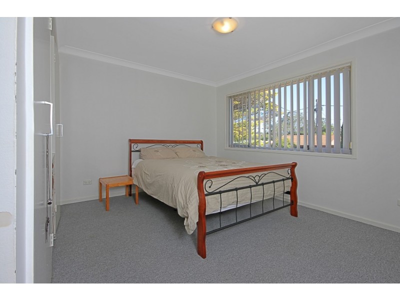 22 Dolphin Avenue, Batemans Bay NSW 2536