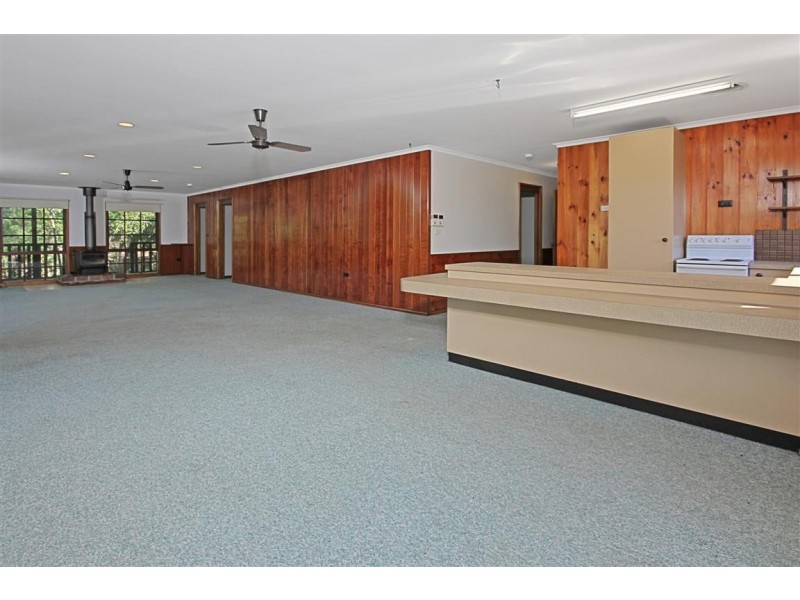 28 Johnson Place, Surf Beach NSW 2536