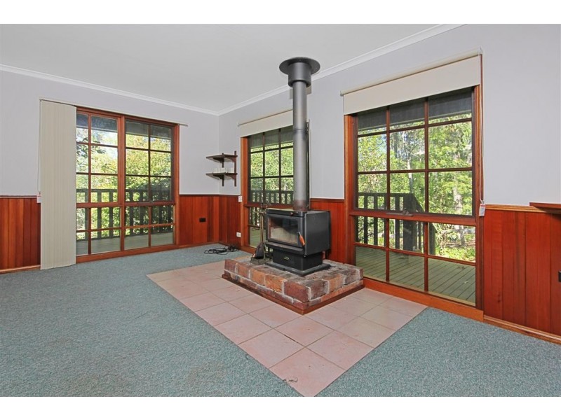 28 Johnson Place, Surf Beach NSW 2536