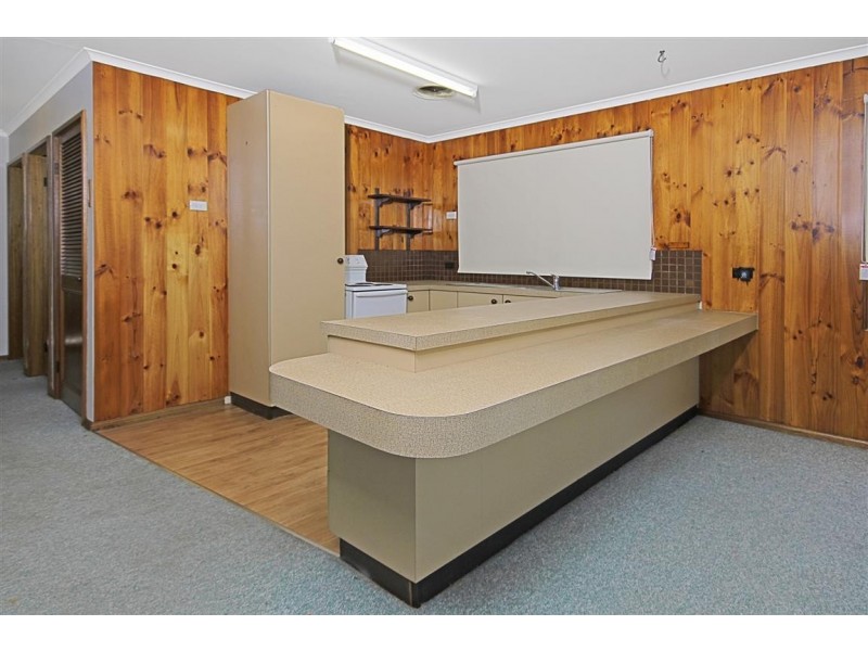 28 Johnson Place, Surf Beach NSW 2536