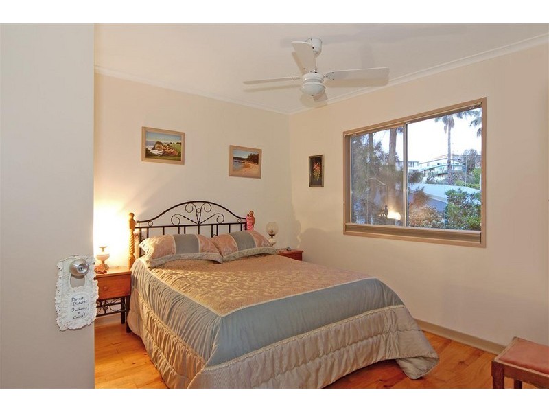 16 Tallawang Avenue, Malua Bay NSW 2536