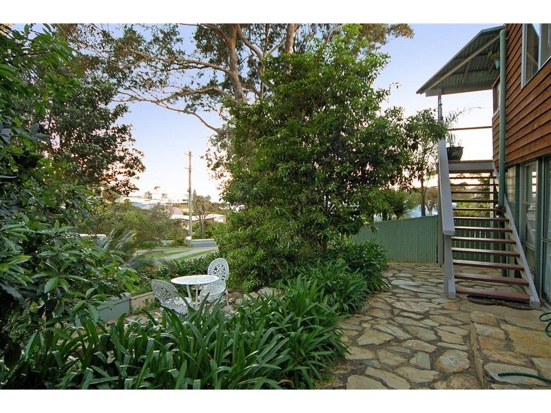 16 Tallawang Avenue, Malua Bay NSW 2536