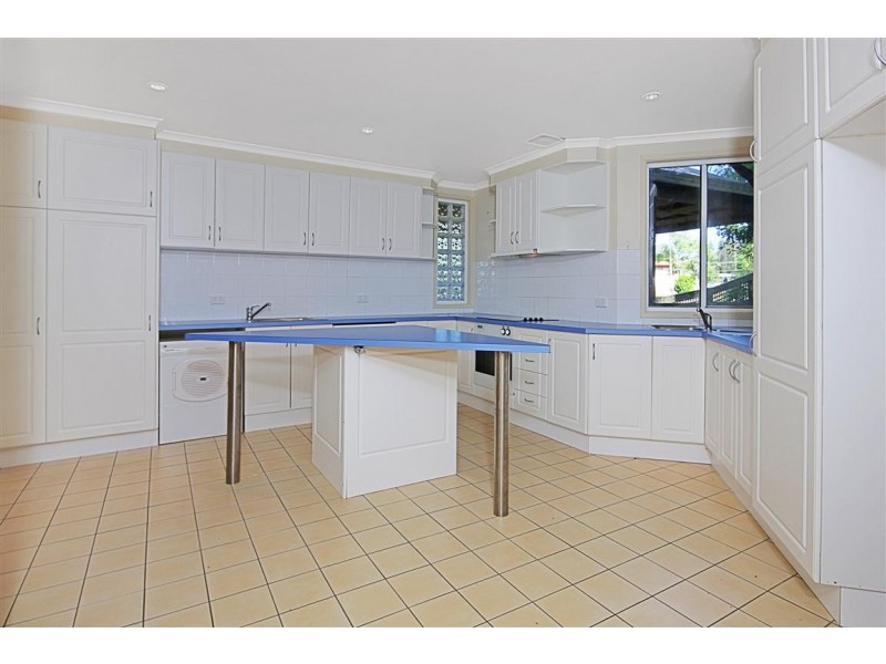 2/29 Bronte Crescent, Sunshine Bay NSW 2536