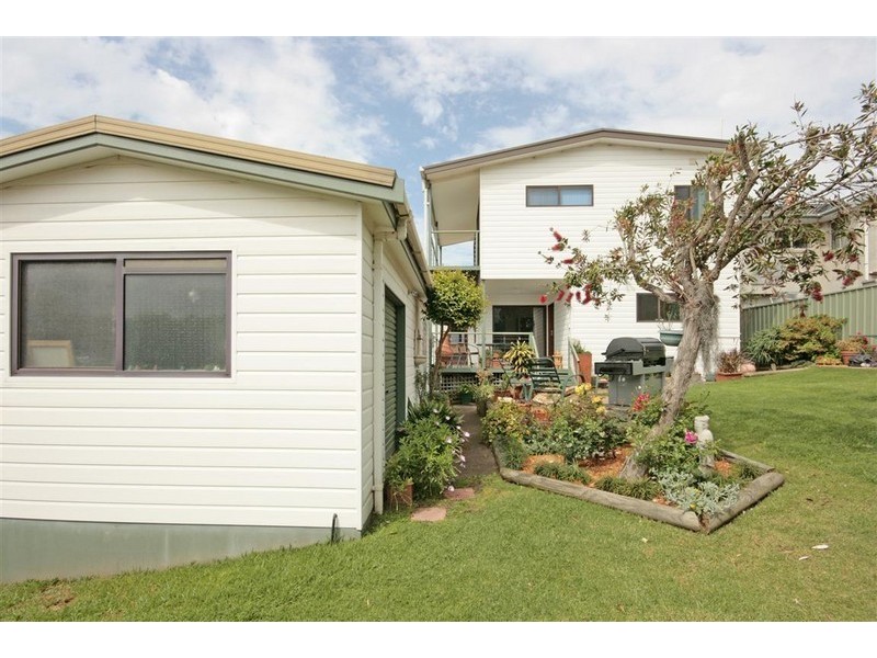 17 King Street, Malua Bay NSW 2536