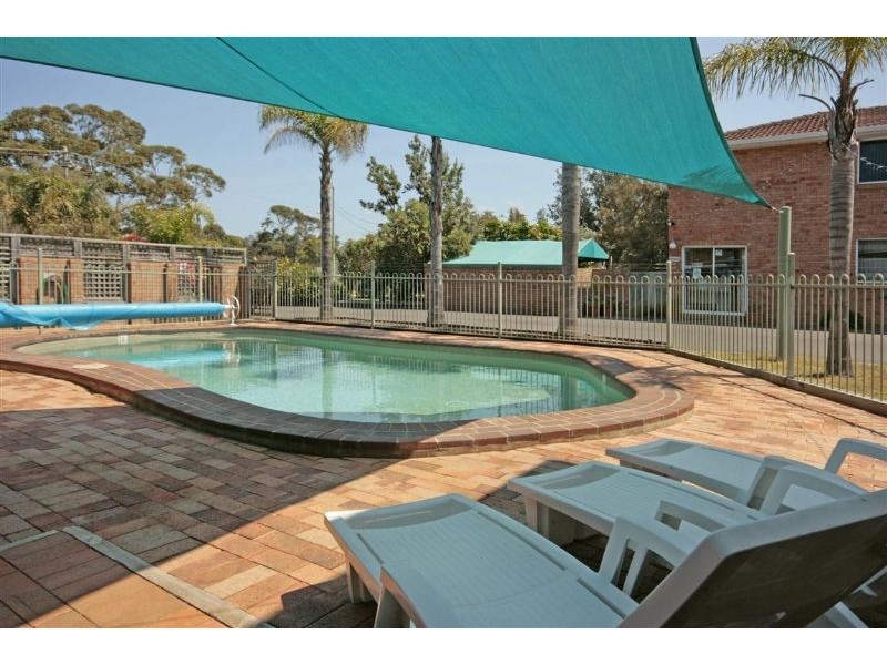 18 Imlay Street, Broulee NSW 2537