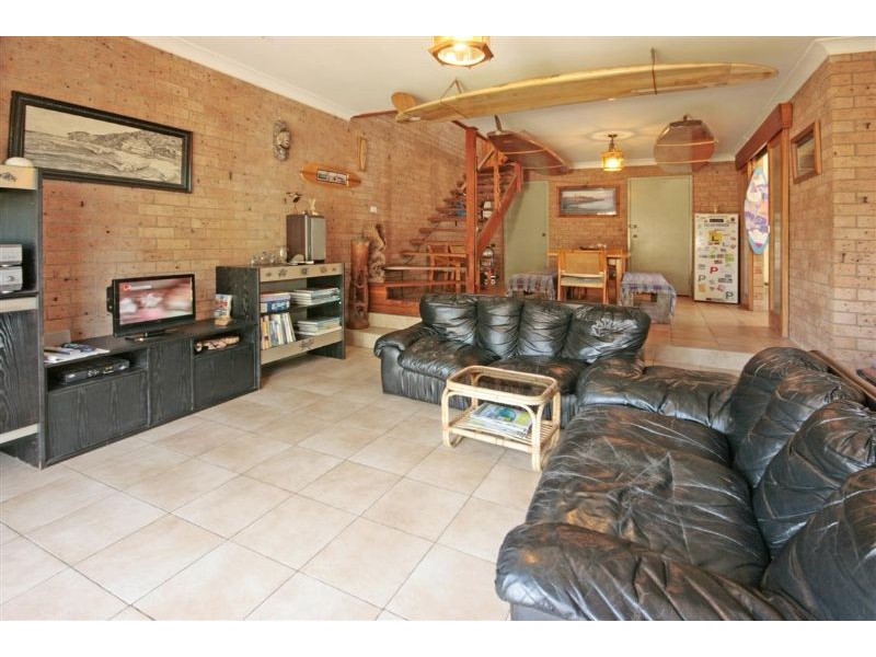 18 Imlay Street, Broulee NSW 2537