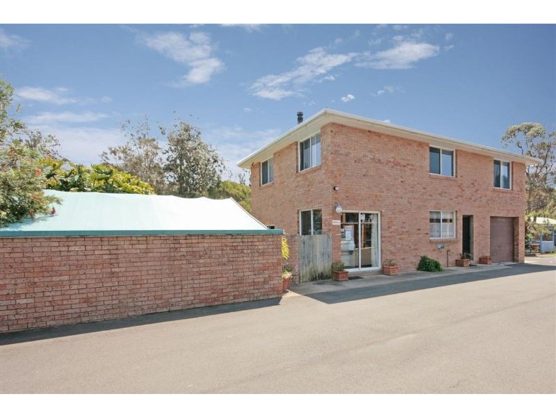18 Imlay Street, Broulee NSW 2537