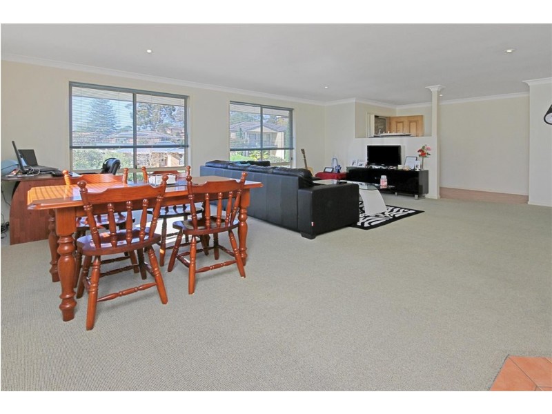 2/74 Hume Road, Sunshine Bay NSW 2536