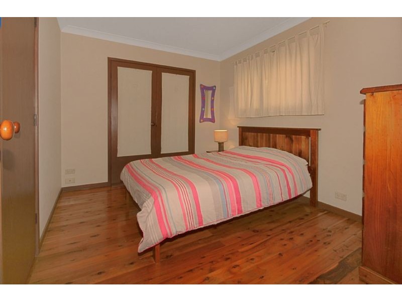 19 Tallawang Ave, Malua Bay NSW 2536