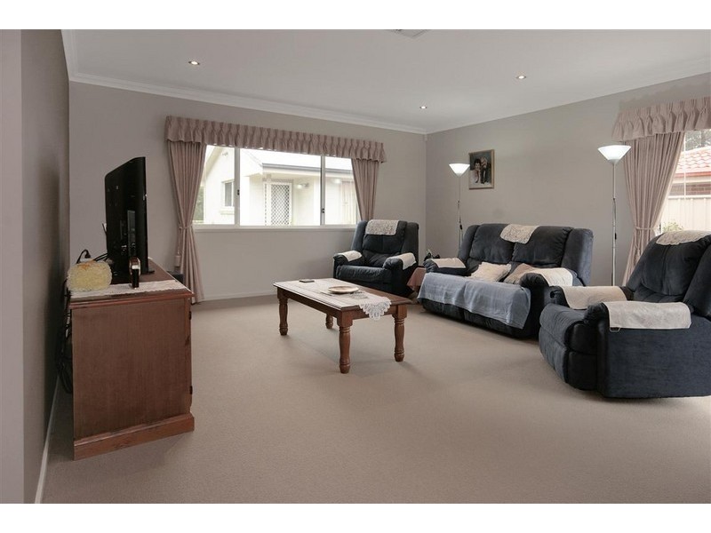 18 Freycinet Dr, Sunshine Bay NSW 2536