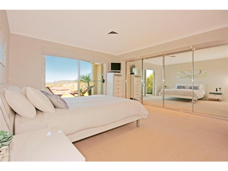 165 George Bass Drive, Surf Beach NSW 2536