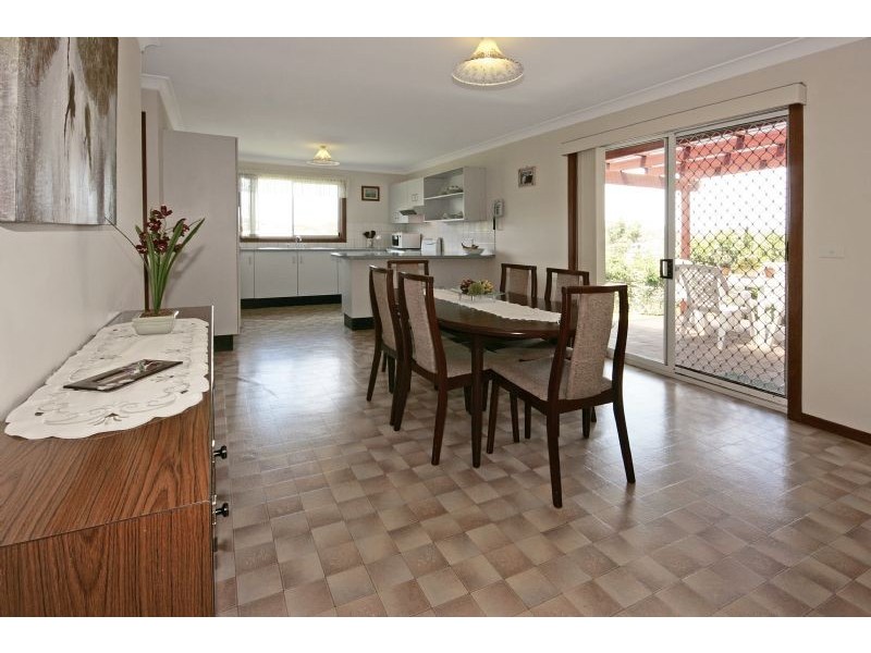 32 Euroka Avenue, Malua Bay NSW 2536