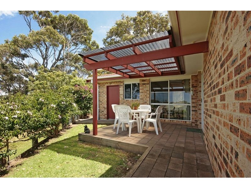 32 Euroka Avenue, Malua Bay NSW 2536