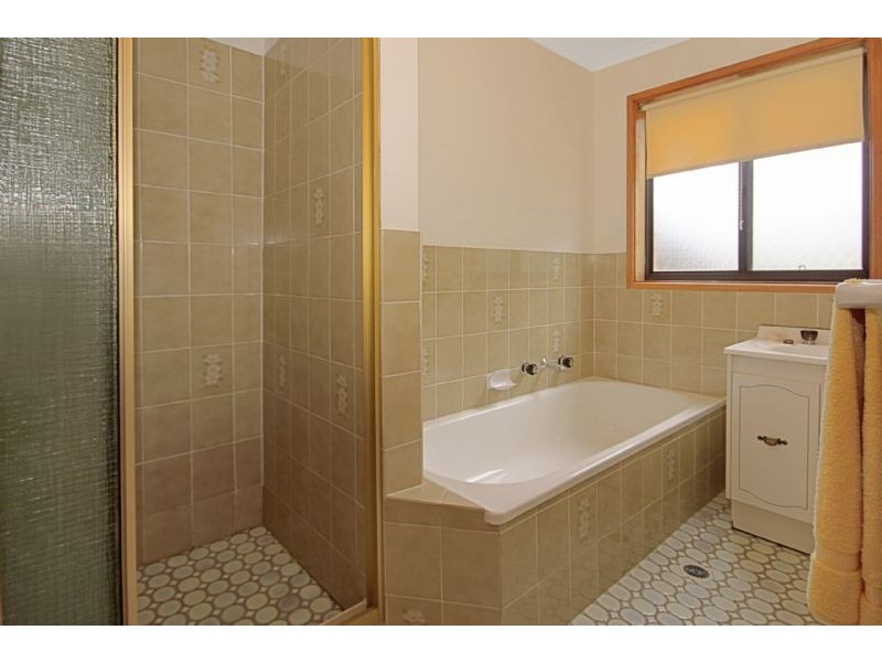 85 Berrima Parade, Surfside NSW 2536