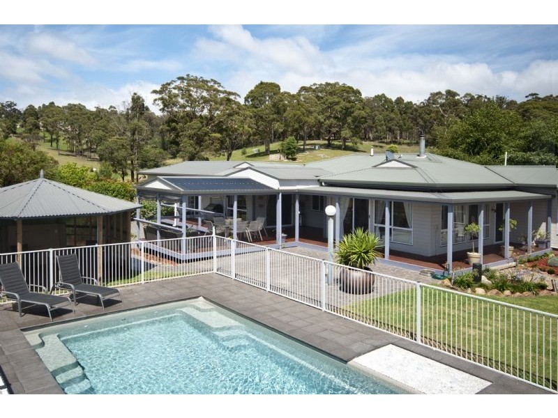 33 McBride Close, Malua Bay NSW 2536
