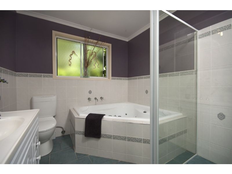 33 McBride Close, Malua Bay NSW 2536