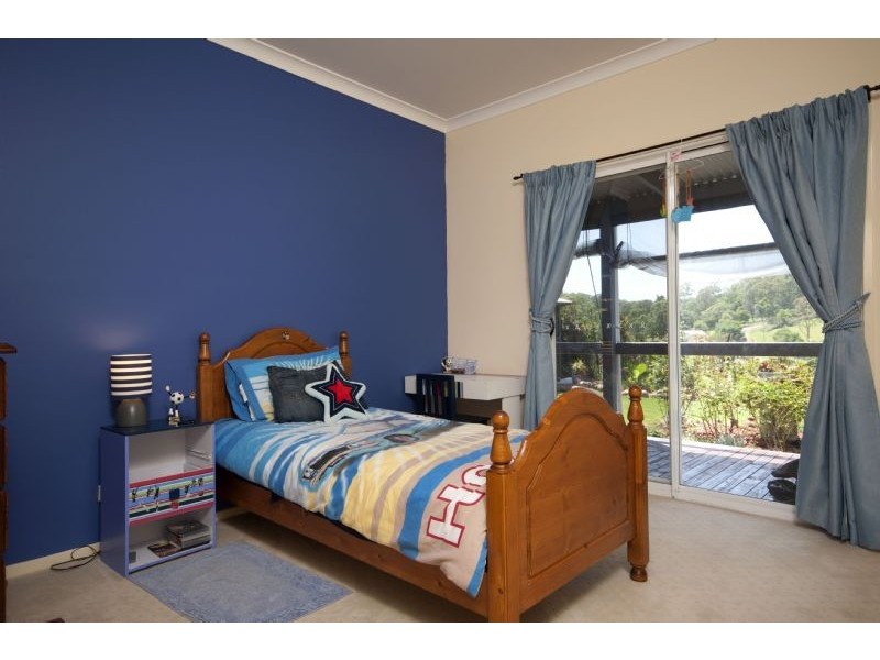 33 McBride Close, Malua Bay NSW 2536