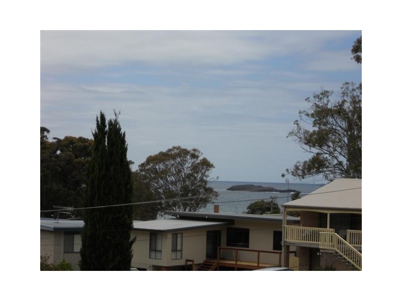 13 Euroka Ave, Malua Bay NSW 2536