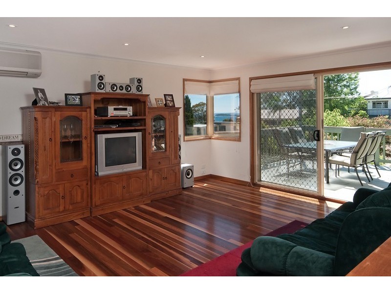 13 Euroka Ave, Malua Bay NSW 2536
