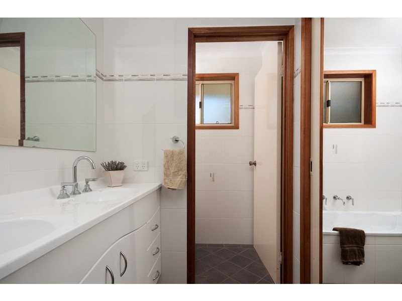 13 Euroka Ave, Malua Bay NSW 2536