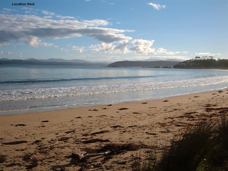 103 Maloneys Drive, Maloneys Beach NSW 2536