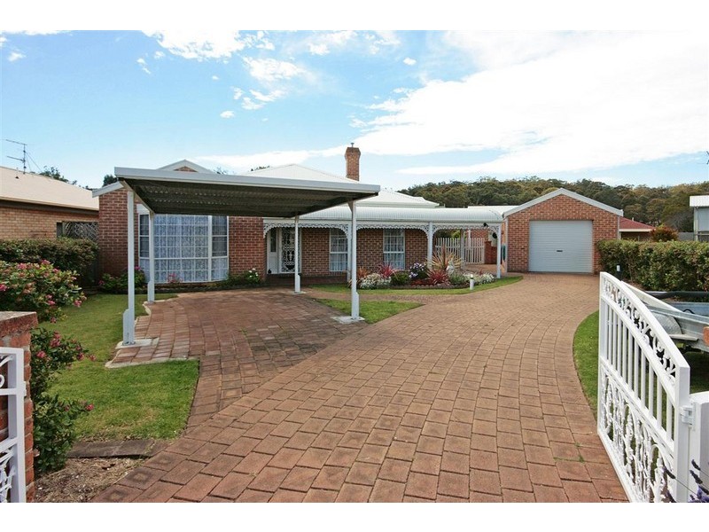 12 Willow Court, Maloneys Beach NSW 2536