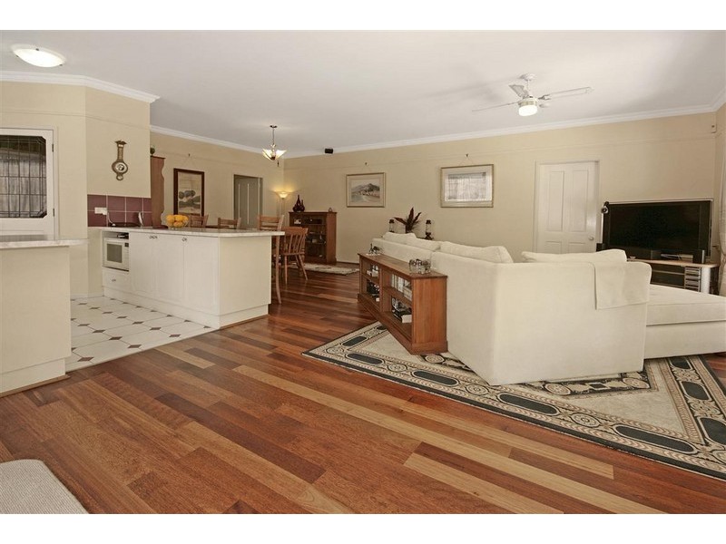 12 Willow Court, Maloneys Beach NSW 2536