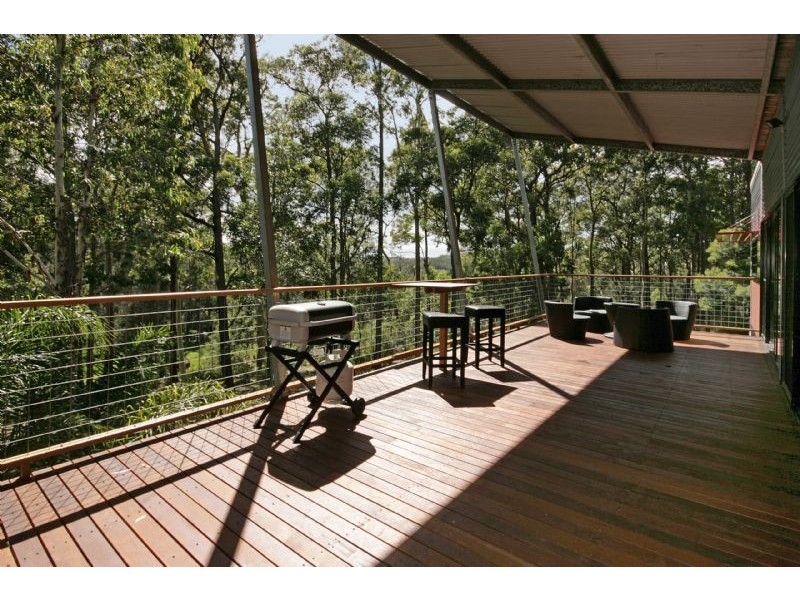 36 The Outlook Road, Surfside NSW 2536