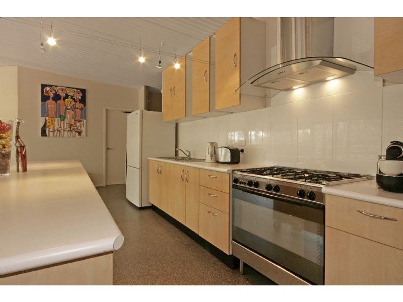 36 The Outlook Road, Surfside NSW 2536