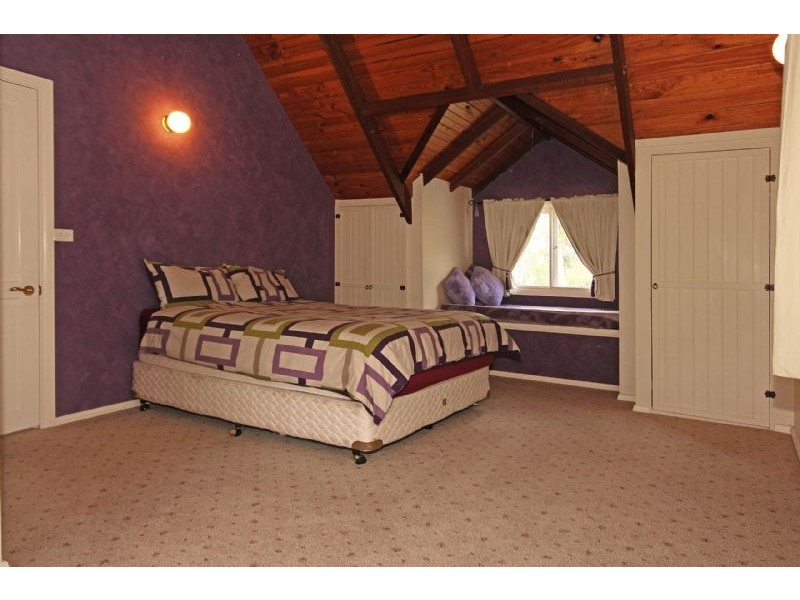 148 Clyde Road, North Batemans Bay NSW 2536