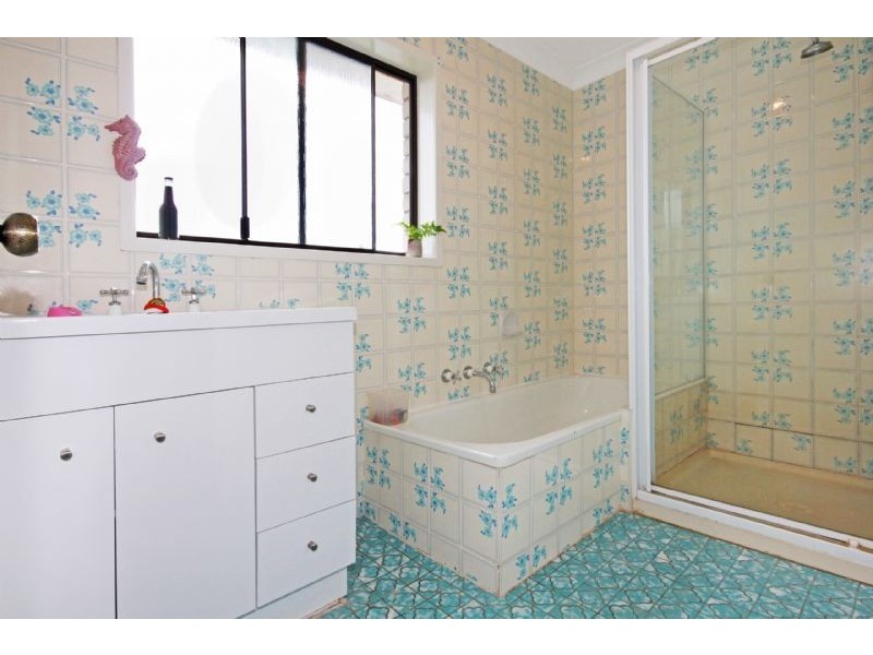 46 Pacific Road, Surf Beach NSW 2536