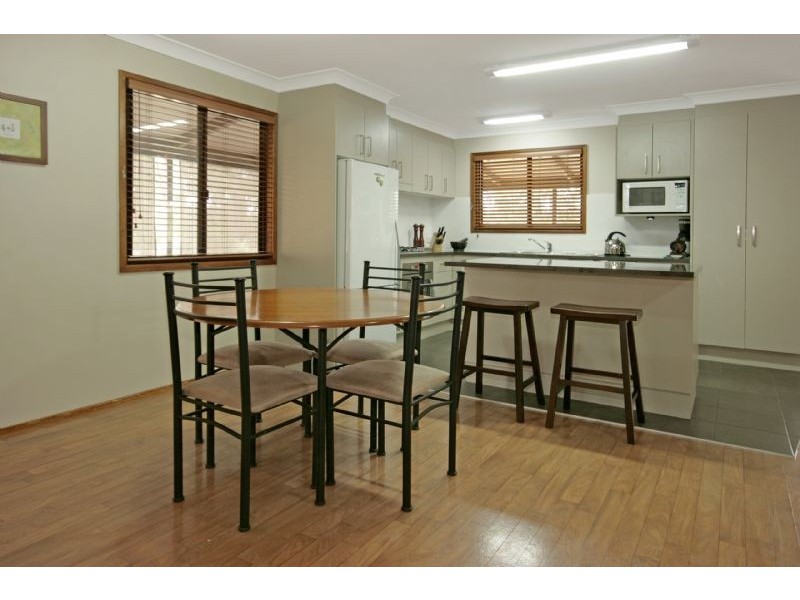 8 Sunset Street, Surfside NSW 2536