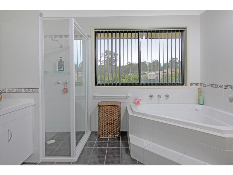 100 Clyde View Drive, Long Beach NSW 2536