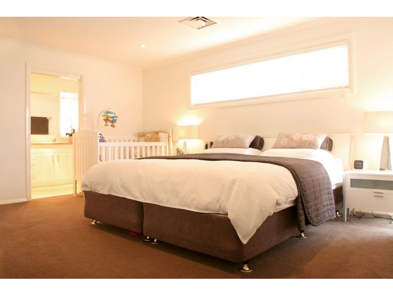 13 Sanctuary Place, Catalina NSW 2536