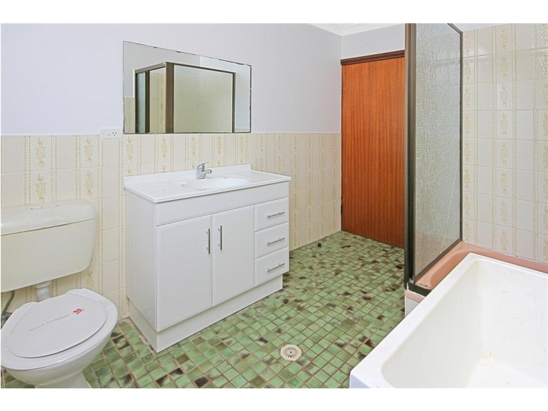 2/72 Surf Beach Avenue, Surf Beach NSW 2536