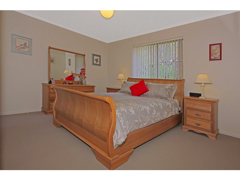 13 Haven Place, Batehaven NSW 2536