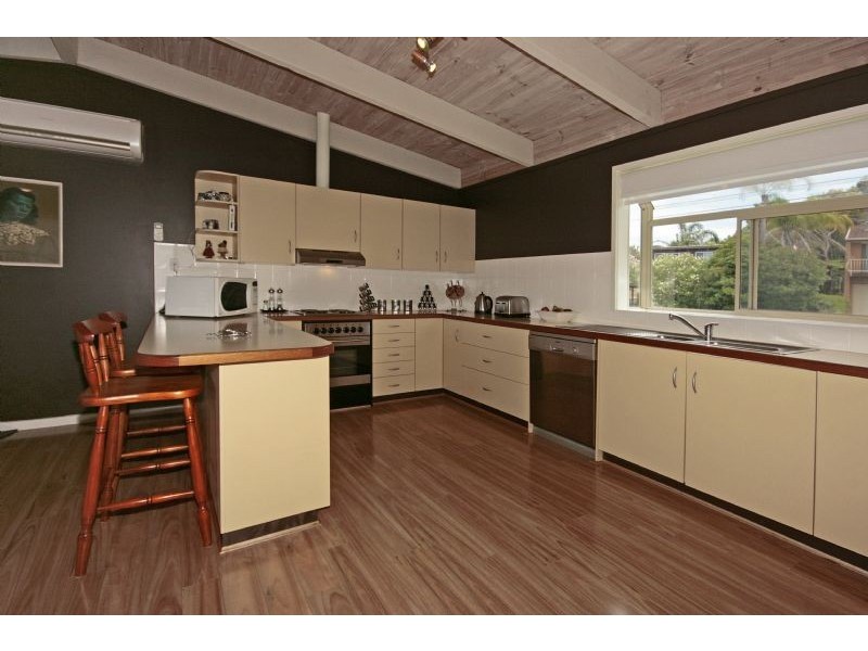 19 Forest Parade, Tomakin NSW 2537