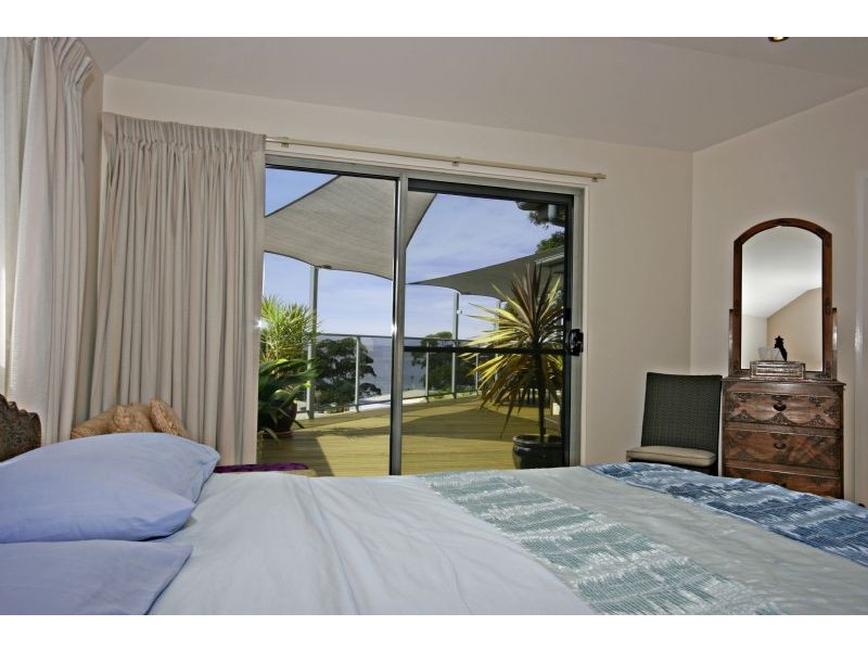 79 Illabunda Dr, Malua Bay NSW 2536