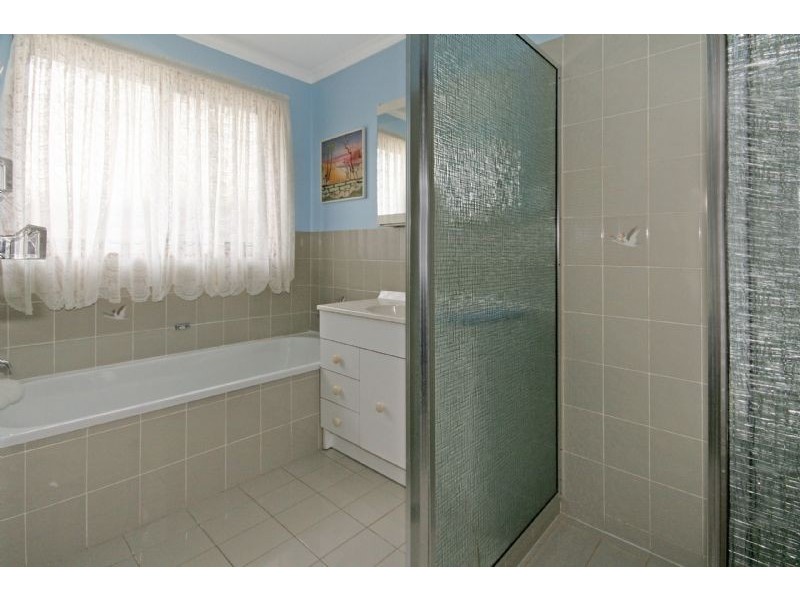 33 Elizabeth Drive, Broulee NSW 2537