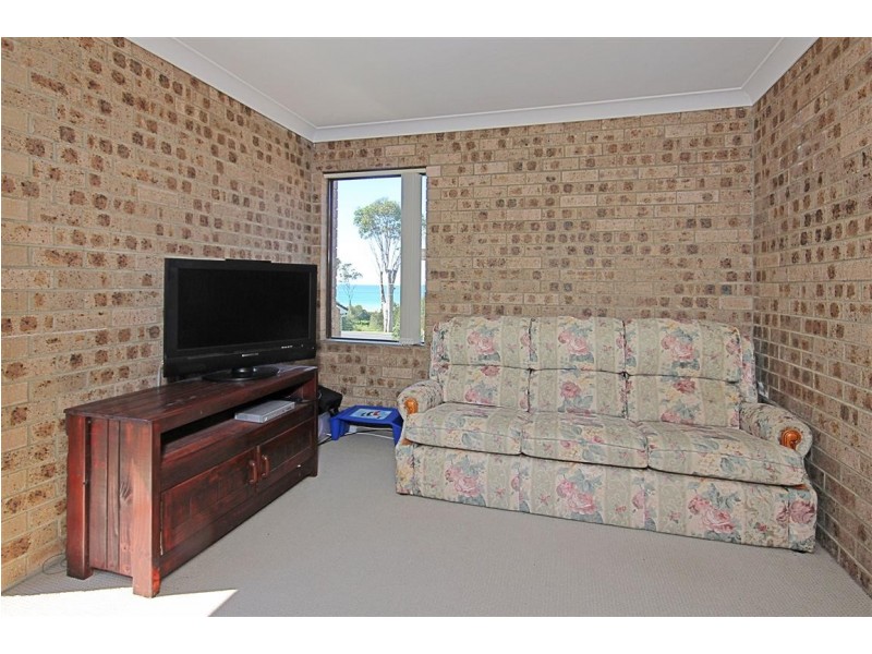 7/678 Beach Road, Surf Beach NSW 2536