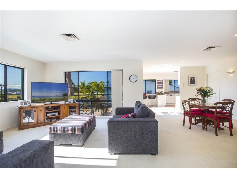 4/216 Beach Road, Batehaven NSW 2536