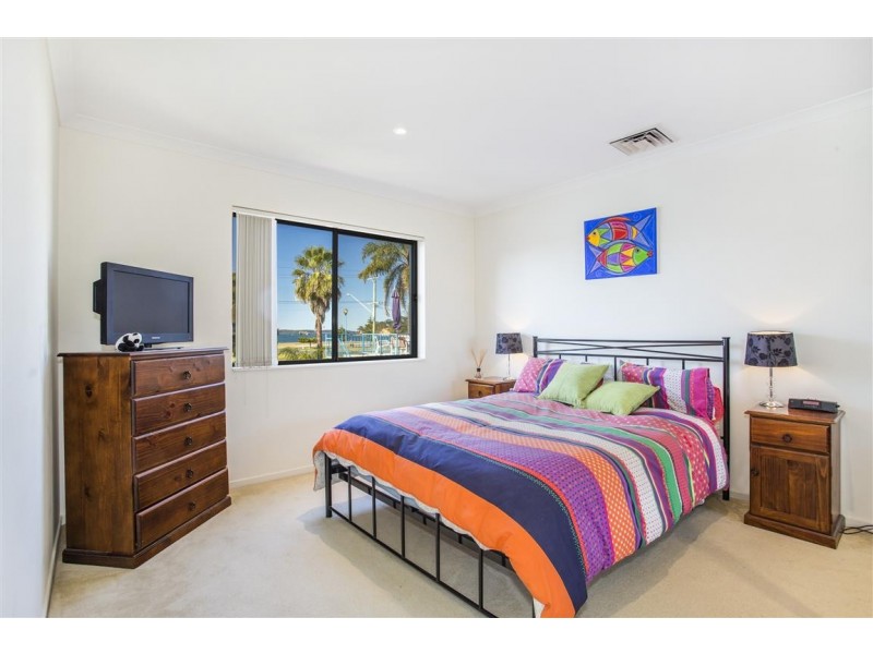 4/216 Beach Road, Batehaven NSW 2536