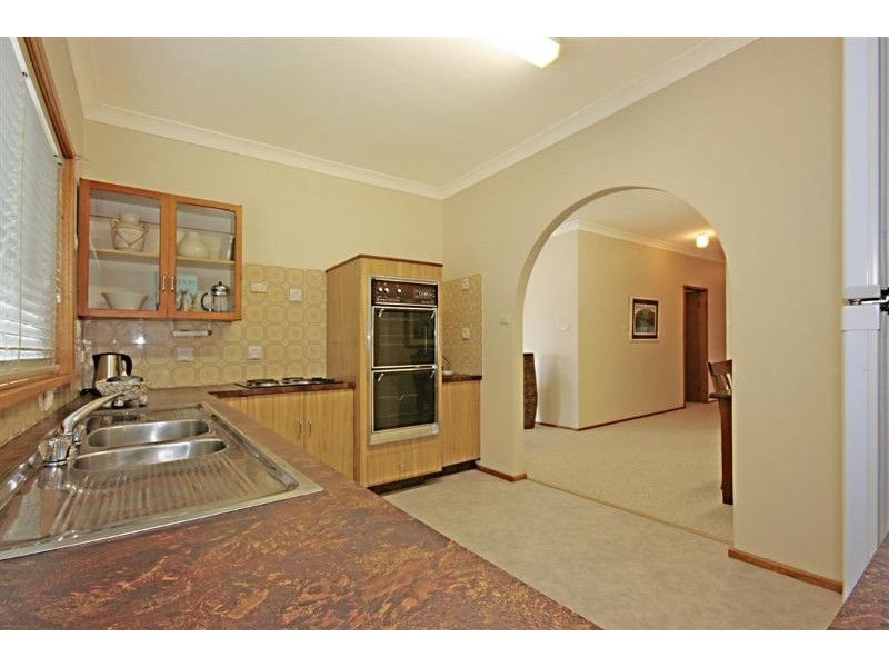 33 Beach Road, Batemans Bay NSW 2536