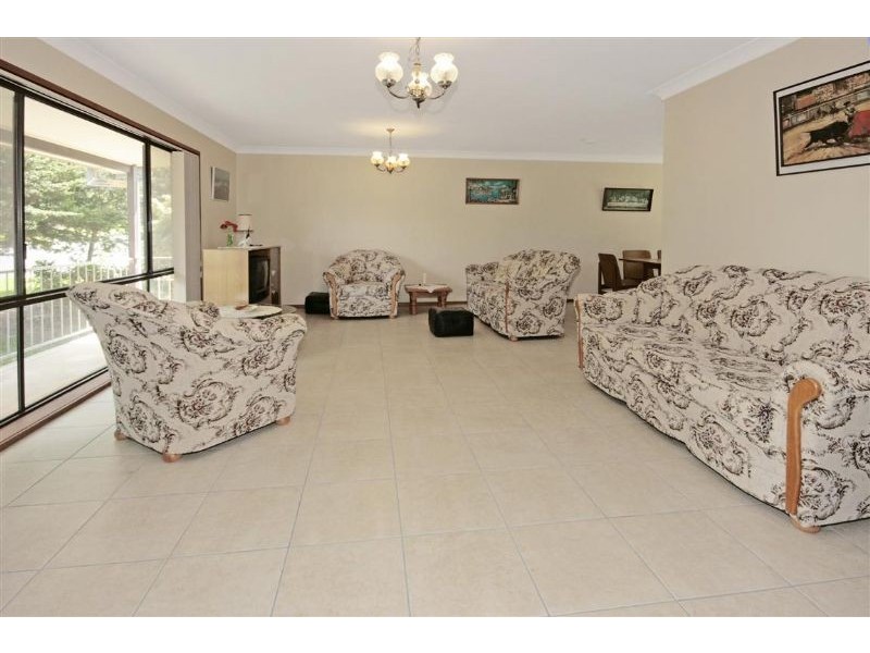 52  Pacific Road, Surf Beach NSW 2536