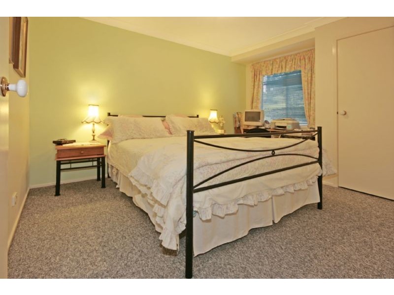 5 Northside Close, North Batemans Bay NSW 2536