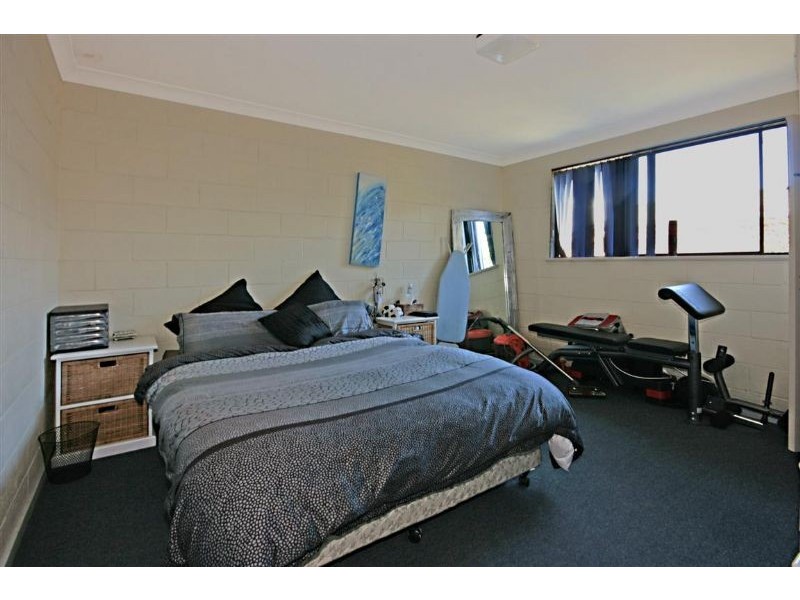 16 Edward Rd, Batehaven NSW 2536