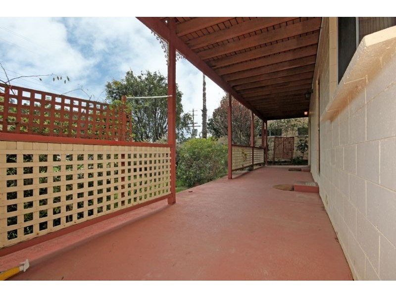 15 Edward Road, Batehaven NSW 2536