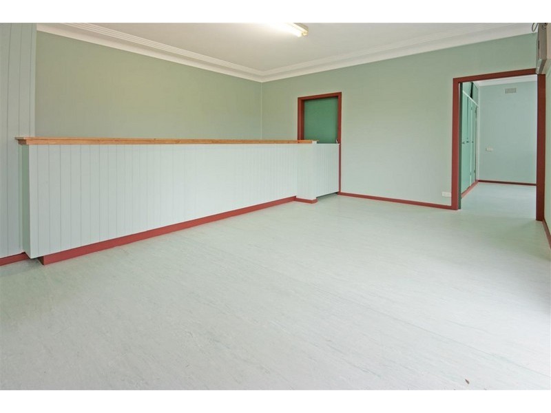 210 Beach Rd, Batehaven NSW 2536