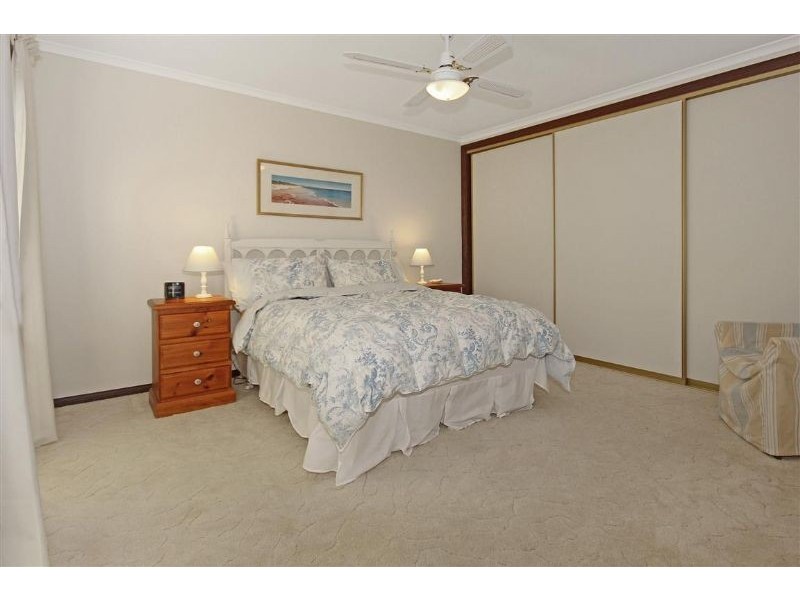 2/2-4 Newth Place, Surf Beach NSW 2536